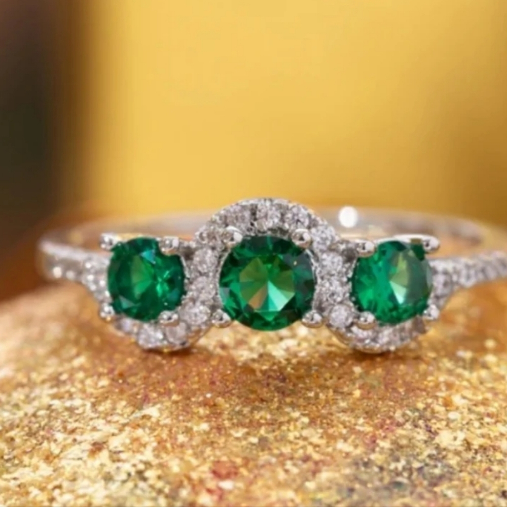 Fragrant Jewel's Jolly Jingle Ring